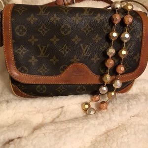 Vintage gold silver & rose color beaded necklace